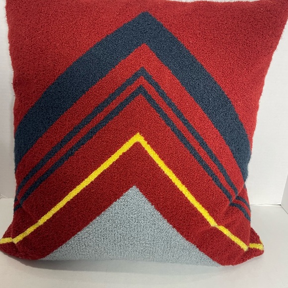 J.CREW Pillow from JCREW Home Collection very RARE! - Picture 2 of 6